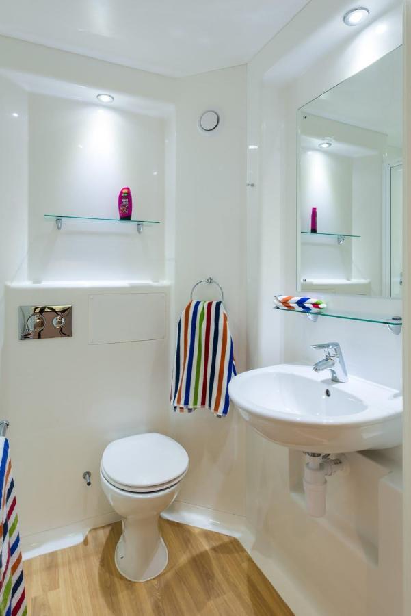 Zeni 5 Bed Apartment In Central Exeter Buitenkant foto